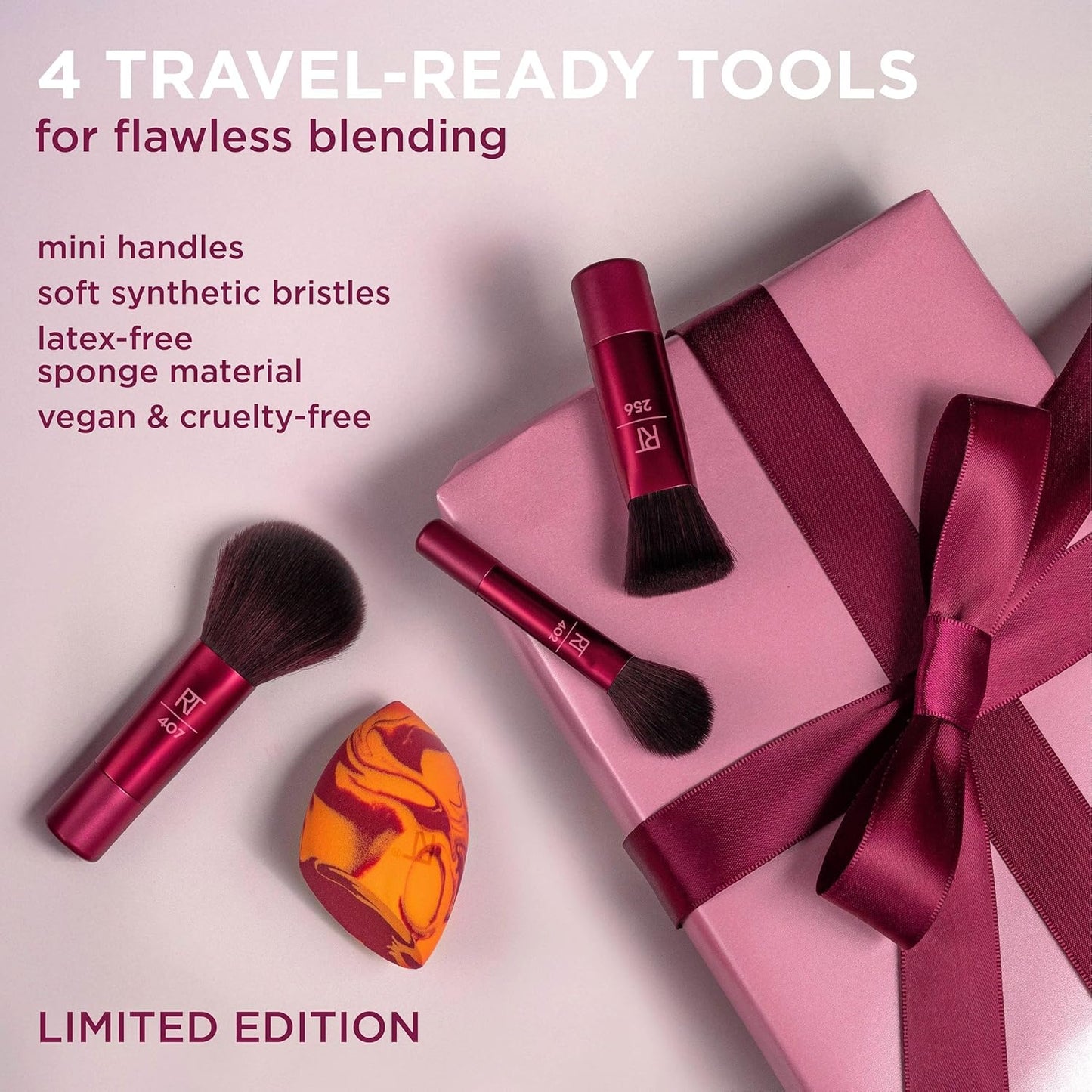 Blend + Jet Set Travel Makeup Brush & Sponge Set, 4 Piece Mini Holiday Gift - Bajo Pedido