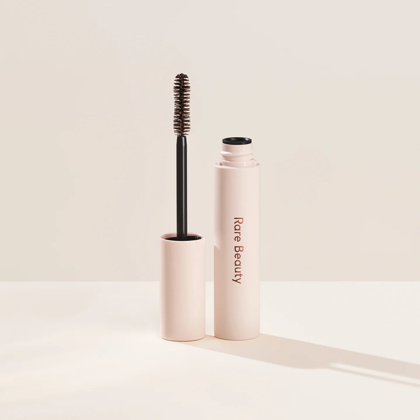 Perfect Strokes Universal Volumizing Mascara - Bajo Pedido