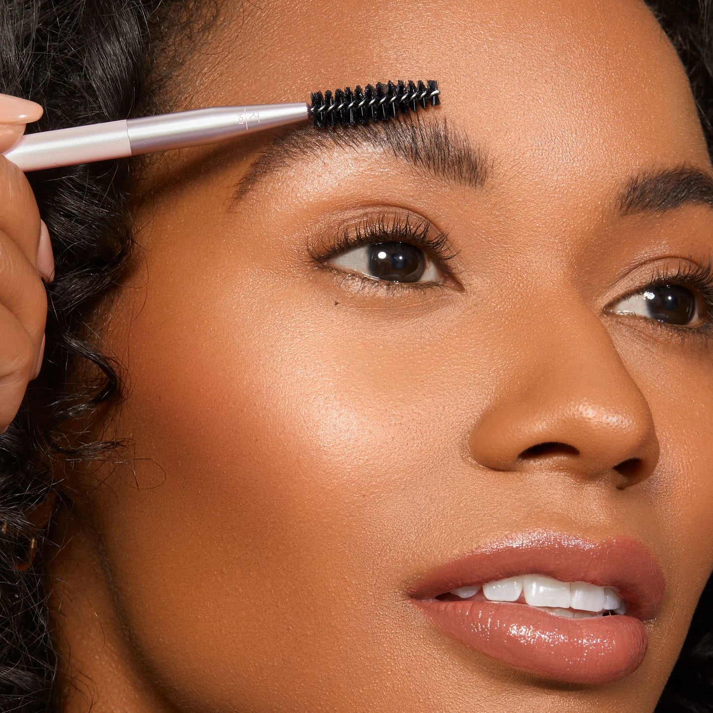 Dual-Ended Brow Brush - Bajo Pedido