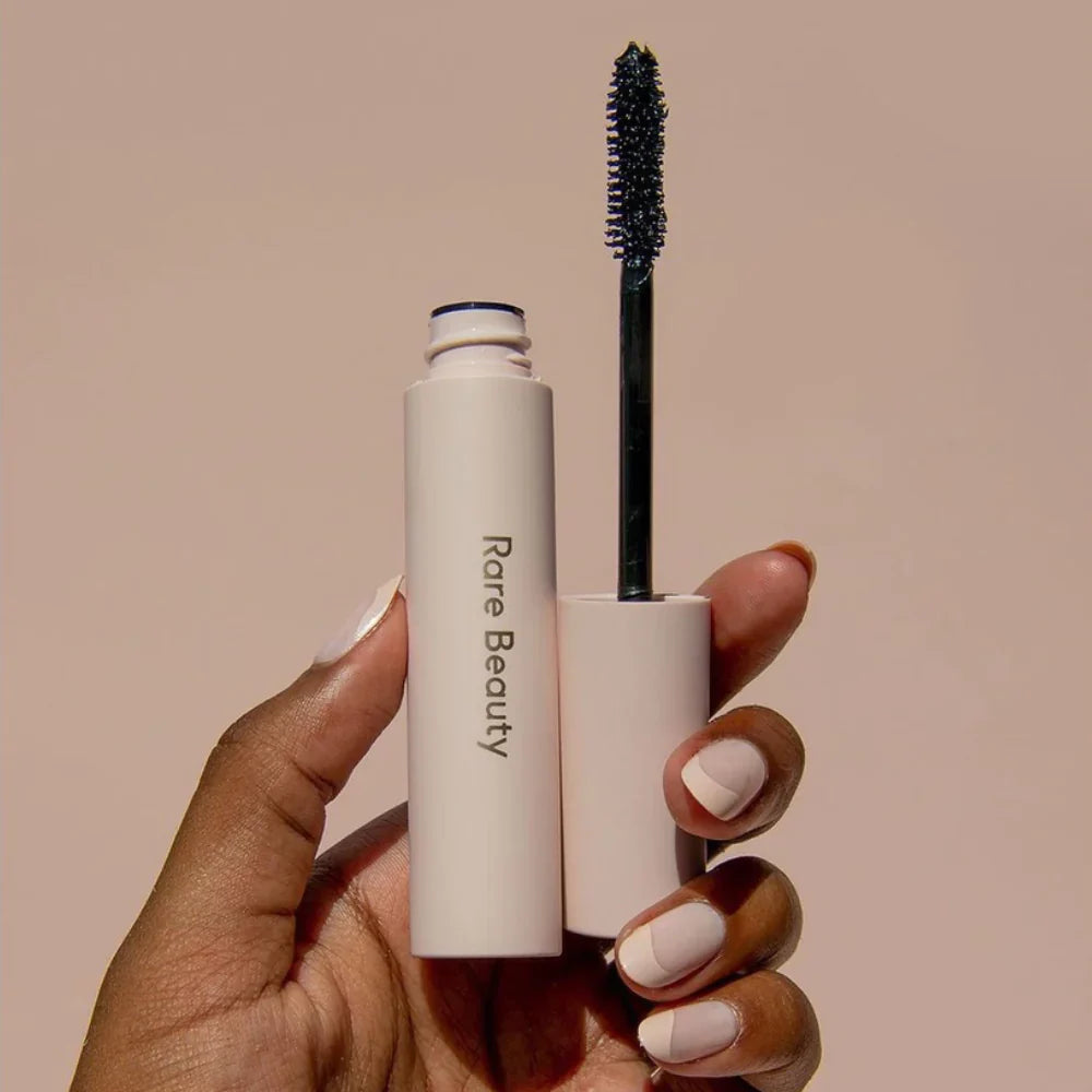 Perfect Strokes Universal Volumizing Mascara - Bajo Pedido