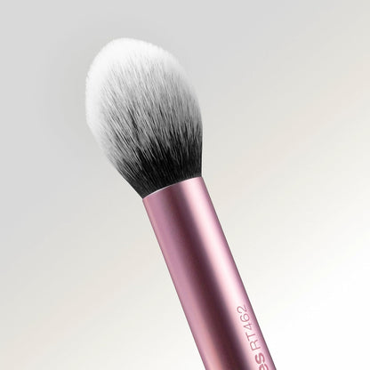 Precision Blush Brush - Bajo Pedido