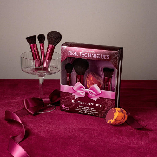 Blend + Jet Set Travel Makeup Brush & Sponge Set, 4 Piece Mini Holiday Gift - Bajo Pedido