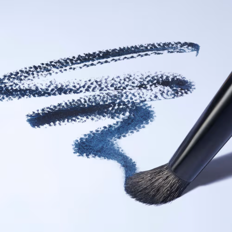 Smudge N' Smoke Eyeliner Brush