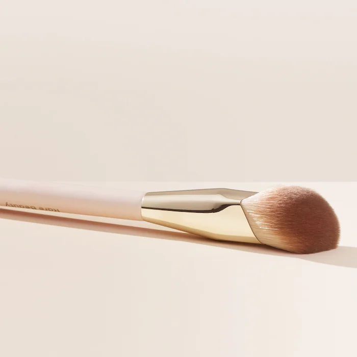 Liquid Touch Foundation Brush - Bajo Pedido