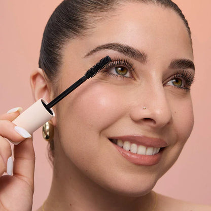 Perfect Strokes Universal Volumizing Mascara - Bajo Pedido