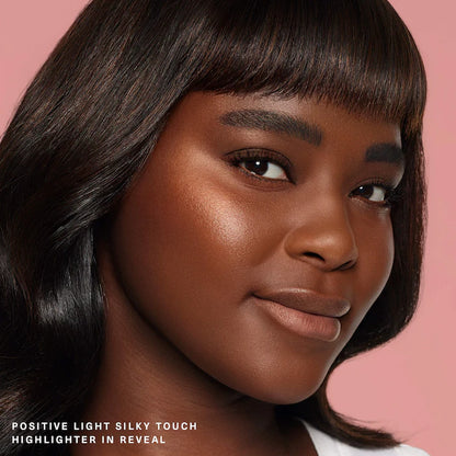 Positive Light Silky Touch Highlighter - Bajo Pedido