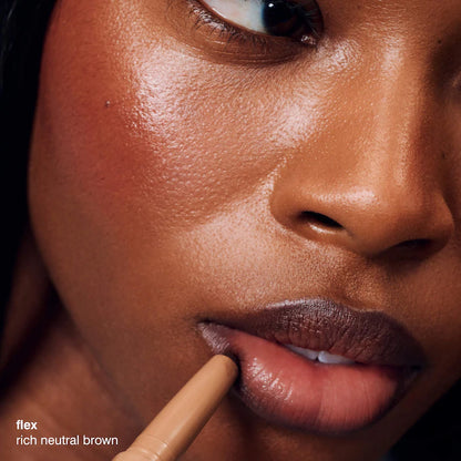 Peptide Lip Shape Contouring Lip Shaper - Bajo Pedido