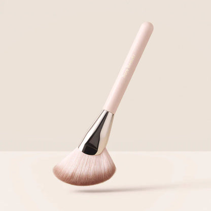 Angled Powder Brush - Bajo Pedido