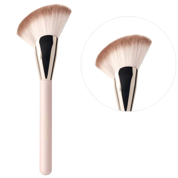 Angled Powder Brush - Bajo Pedido