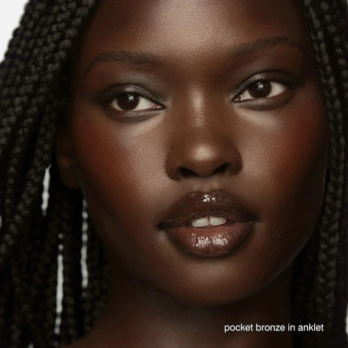 Pocket Bronze Long-Wearing Cream Bronzer - Bajo Pedido