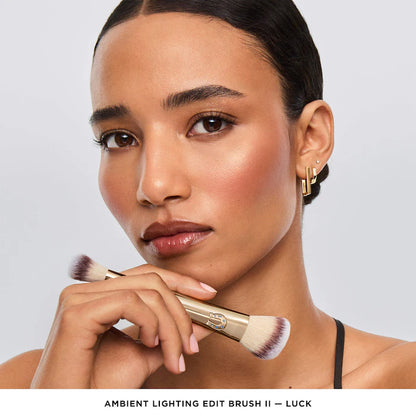 Ambient Lighting Edit Unlocked Brush - SEPHORA SALE (Bajo Pedido)