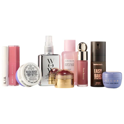 Holiday Must-Haves Makeup and Skincare Value Set - Bajo Pedido