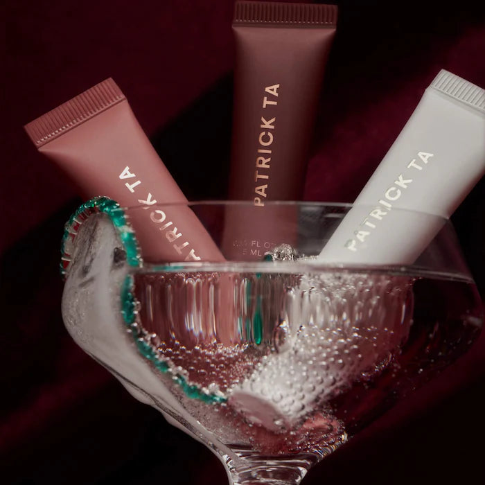 Mini Major Moisture Smoothing and Hydrating Tinted Lip Balm Trio Makeup Gift Set - Bajo Pedido